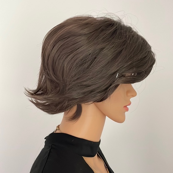 NWT 9” dark brown wig natural puff volume top layer messy crown side chocolate - Picture 2 of 14